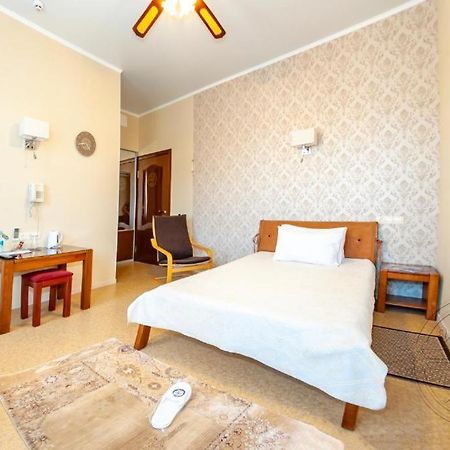 Antwo-Hotel Kharkiv Exterior photo